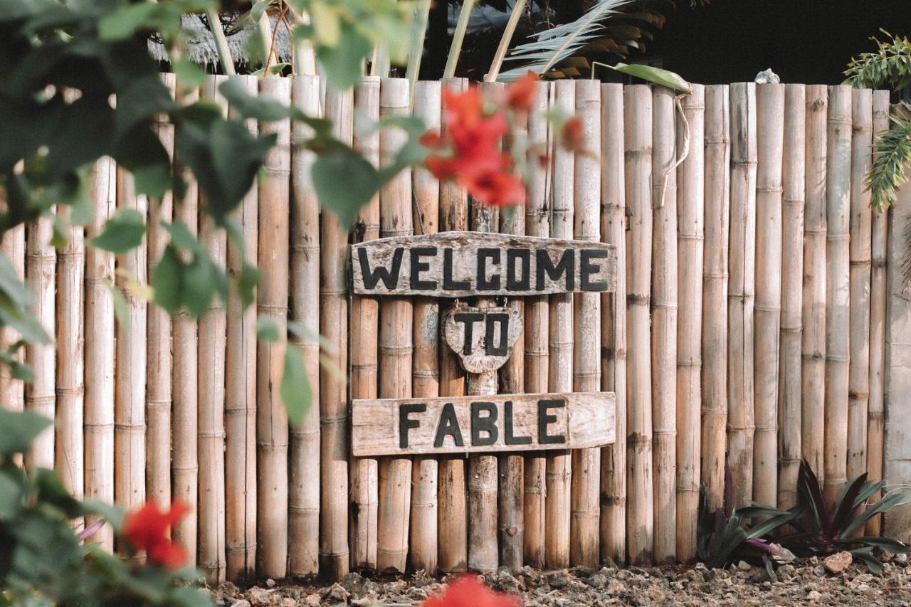 Fable Hostel Siquijor Exterior foto